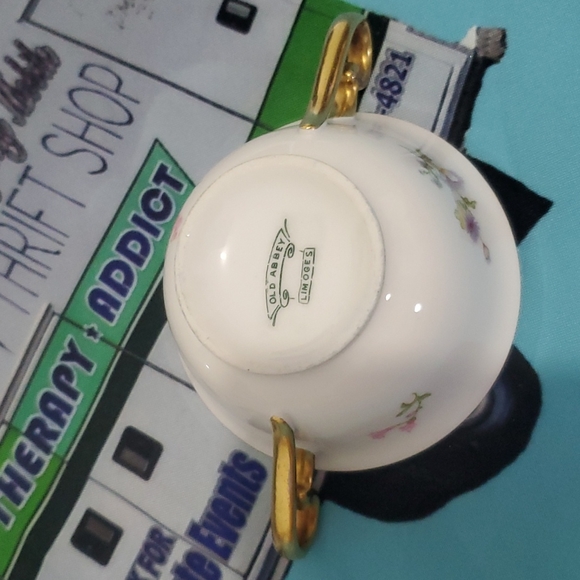 Old Abbey Linoges Tea Cup - Picture 5 of 6